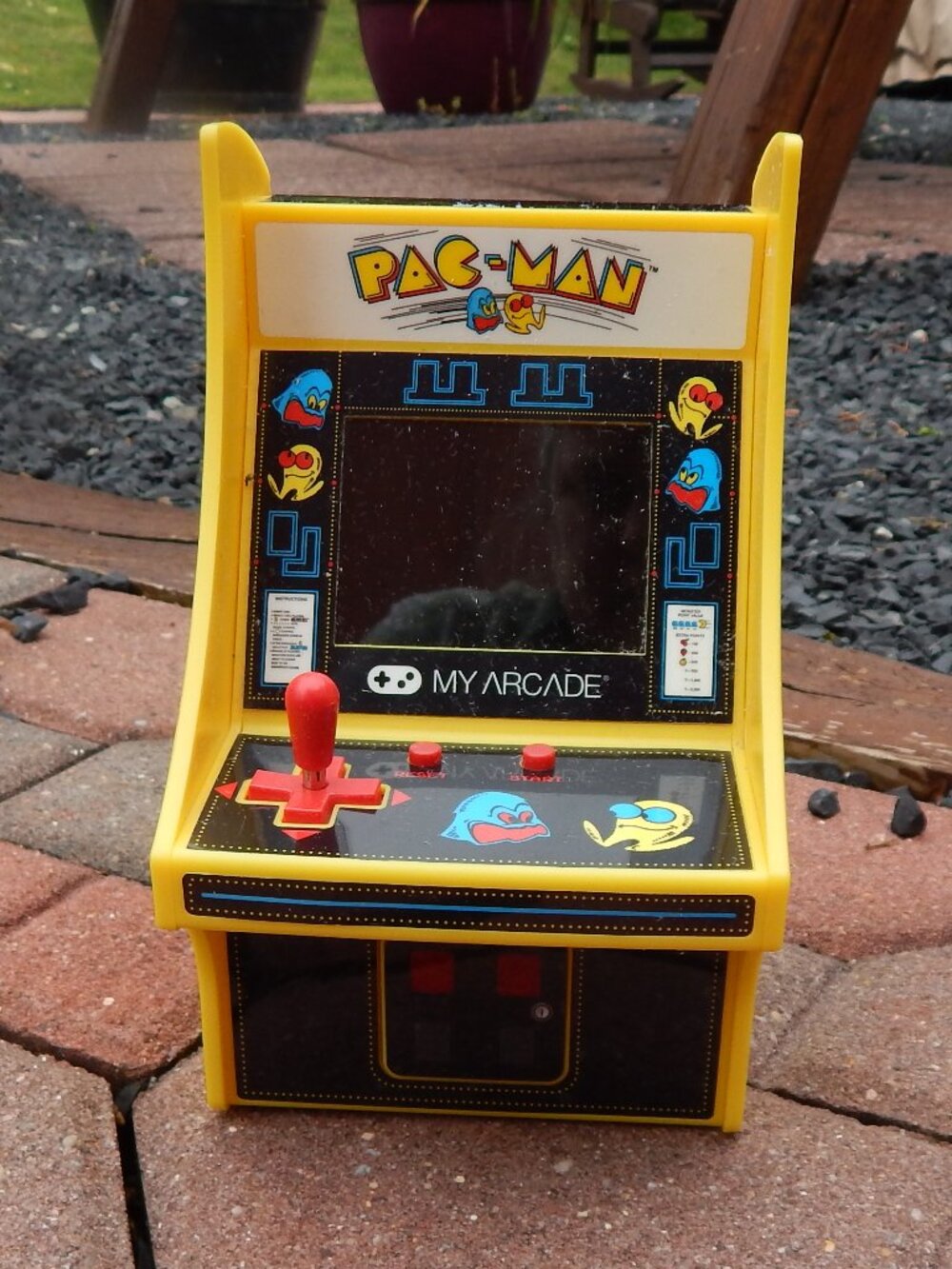 My Arcade Pac-Man Micro Player Pro 6.75" Mini Arcade Machine Portable Video Game